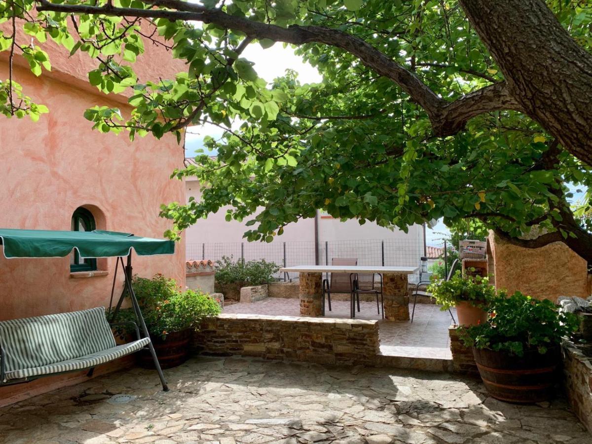 Villa Le Ginestre La Caletta Eksteriør bilde